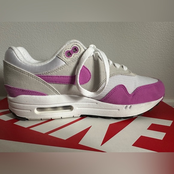 Women’s Air Max 1 in neutral grey/fuchsia dream in size 8 - Picture 6 of 9